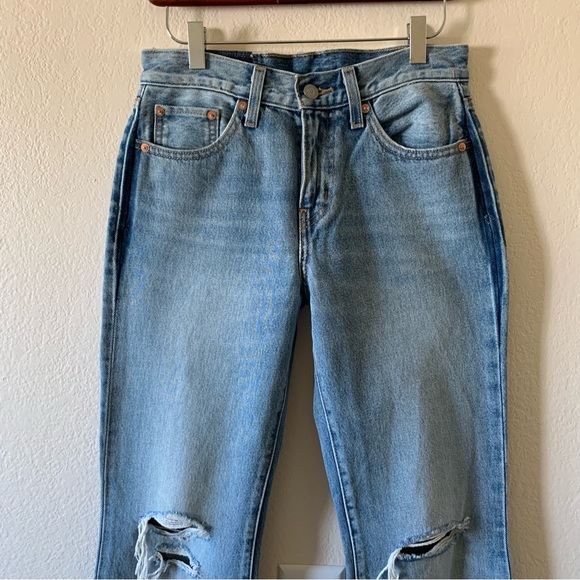 Levis Strauss Ripped High Rise Boot Cut Jeans Medium Wash Size 25 - Picture 7 of 11